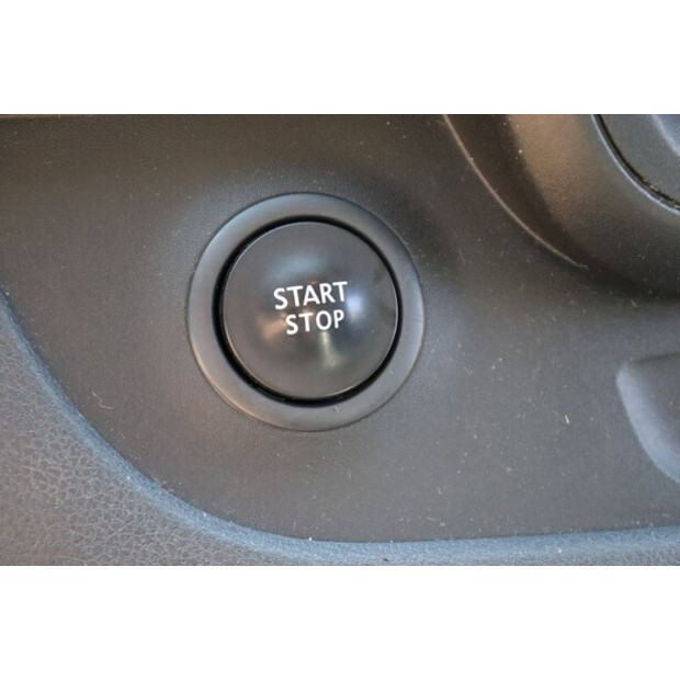 2019 Renault Trafic-49232037