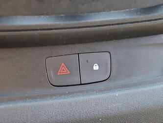 2019-renault-trafic-1489440-49232042