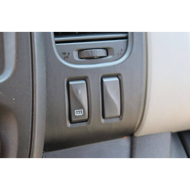 2019 Renault Trafic-49232043