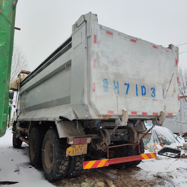 2023 شاكمان M3000-49233123