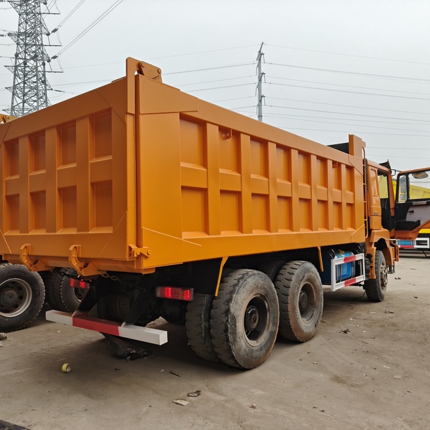 2023 SHACMAN F3000-49233133
