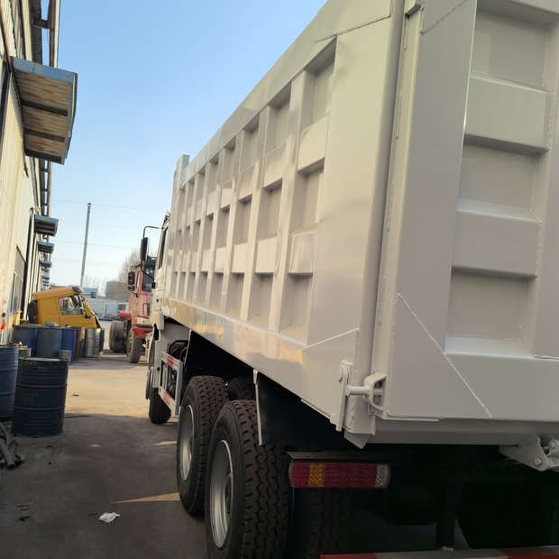 2024 SHACMAN F3000-49233288