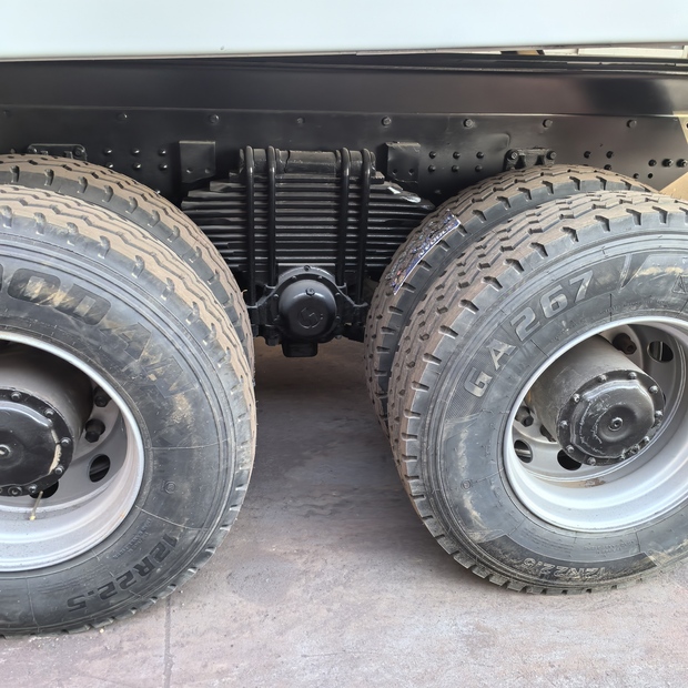 2024 SHACMAN F3000-49233291