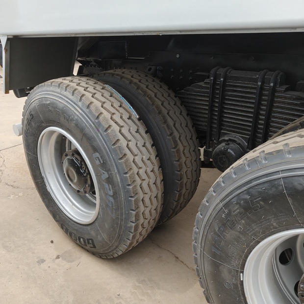 2024 SHACMAN F3000-49233311