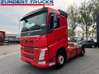 Image for TRUCKS 2015 Volvo FH 420