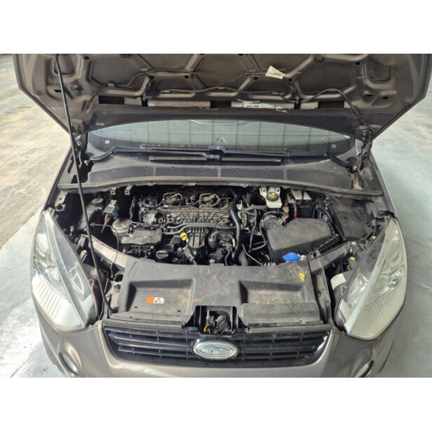 2012 Ford S-MAX-49239468