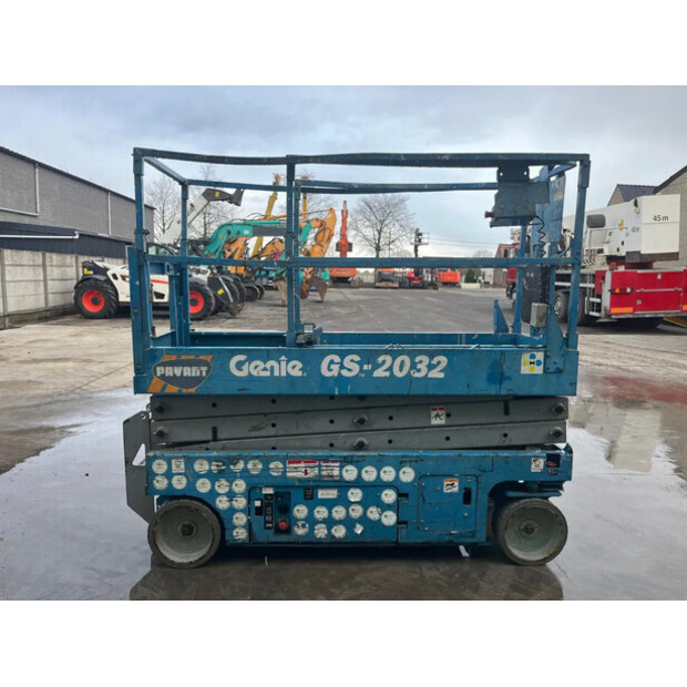 2006 جيني GS-2032-49239637