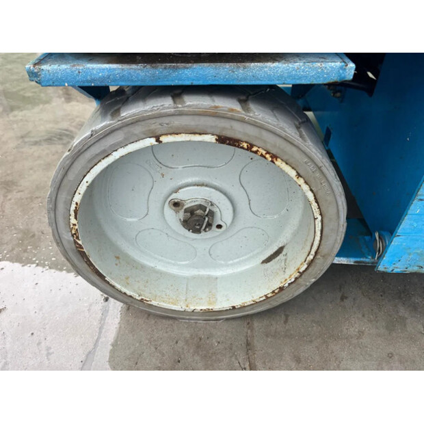 2006 جيني GS-2032-49239644