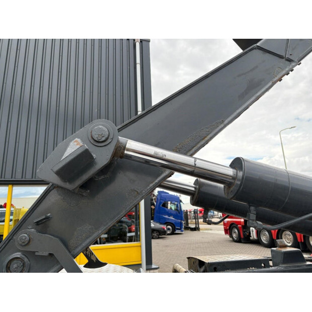 2015 Scania OTHERS-49239772