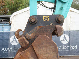 2014-kobelco-sk500lc-9-1489464-49240184
