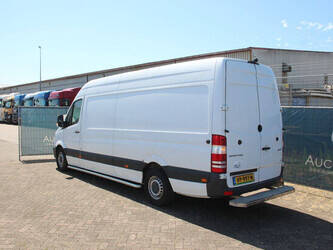 2015-mercedes-benz-sprinter-313cdi-1489484-49240780