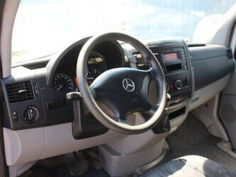 2015-mercedes-benz-sprinter-313cdi-1489484-49240812