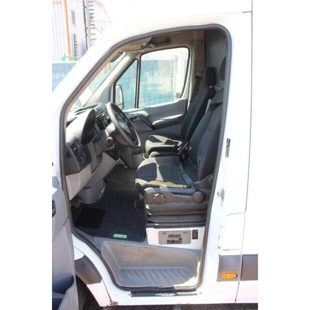 2015 Mercedes-Benz SPRINTER-49240845