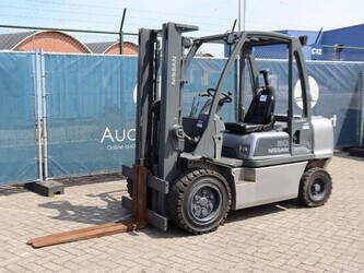 nissan-30-1489501-49241311