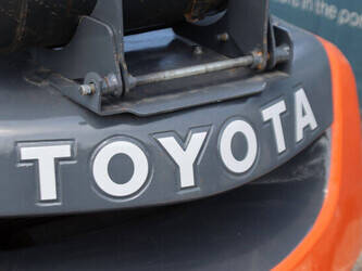 2017-toyota-02-2fg25-1489503-49241404