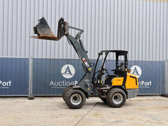 2011-giant-v452t-1489521-49241867