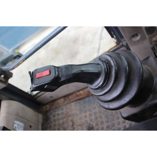 2001 Ahlmann AZ85-49242125