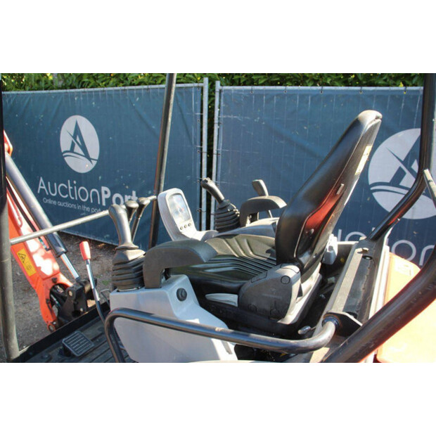 2019 KUBOTA KX019-4-49242649
