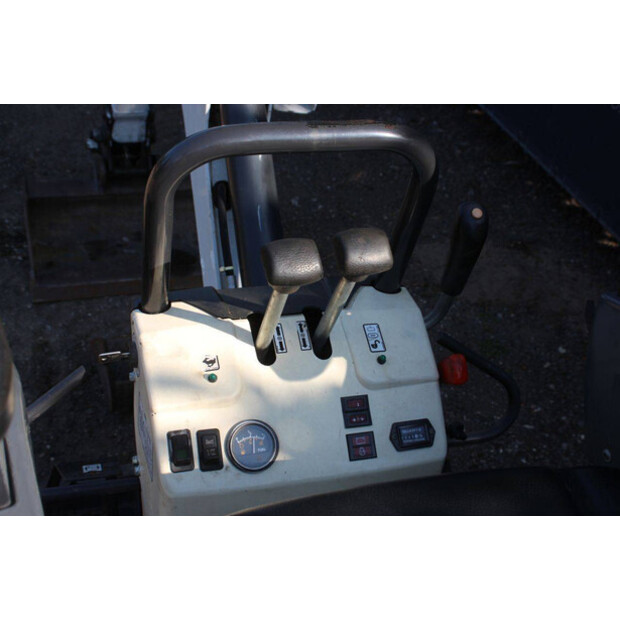 2019 BOBCAT E10Z-49242728