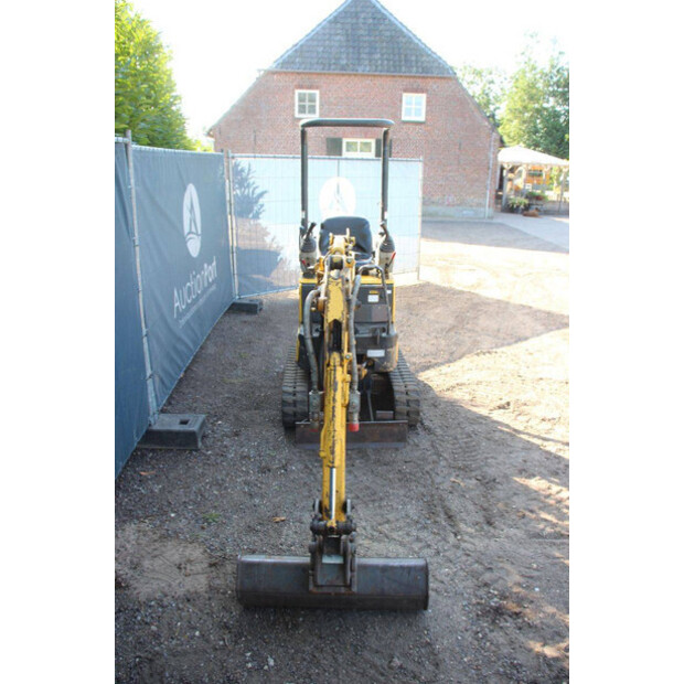 2013 YANMAR E10SR-49242740