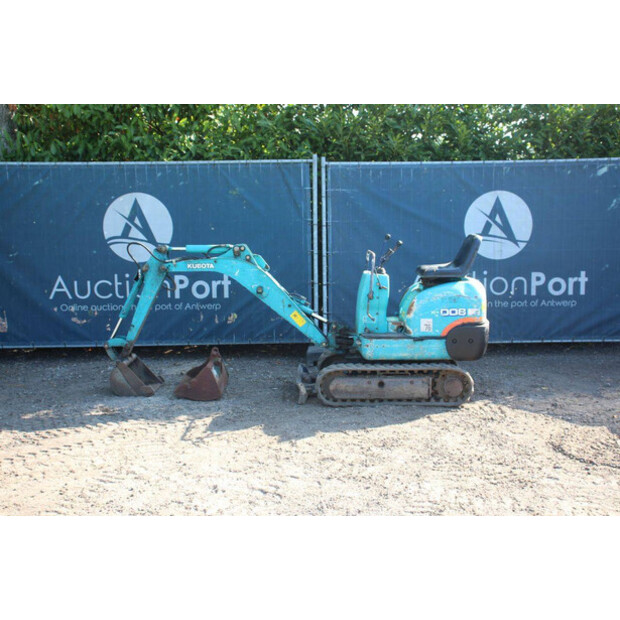 2000 KUBOTA K-008-49242787