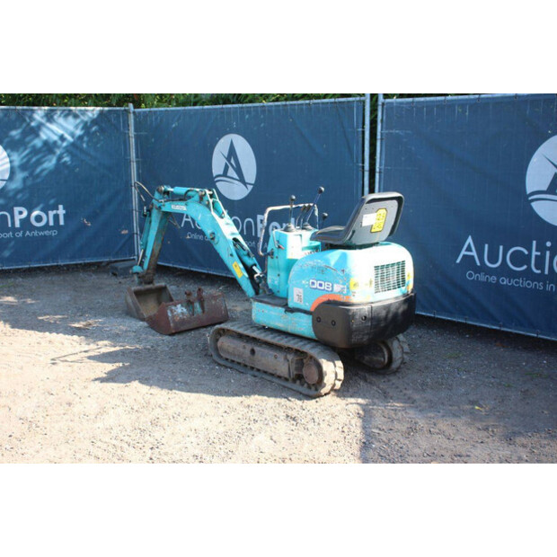 2000 KUBOTA K-008-49242788
