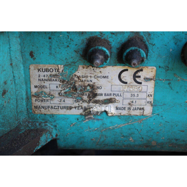 2000 KUBOTA K-008-49242801