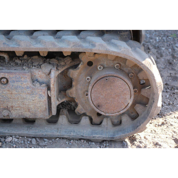 2000 KUBOTA K-008-49242805