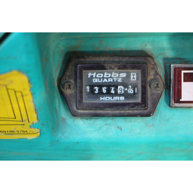 2000 KUBOTA K-008-49242813