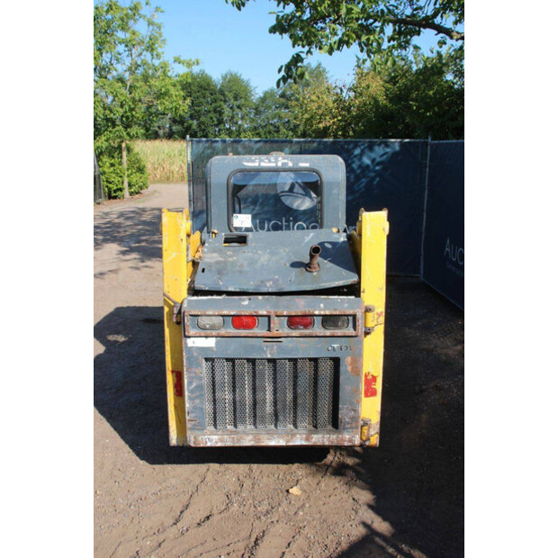 2014 Gehl 3840-49242818