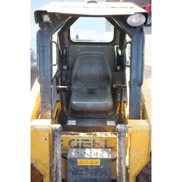 2014 Gehl 3840-49242832