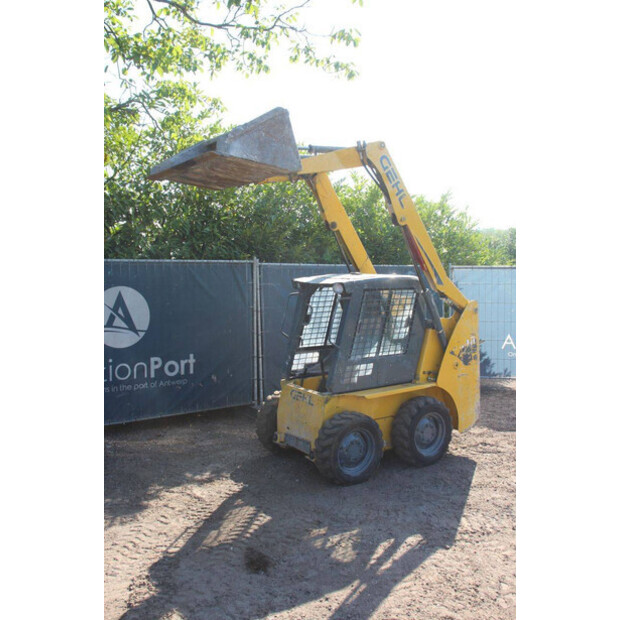 2014 Gehl 3840-49242839