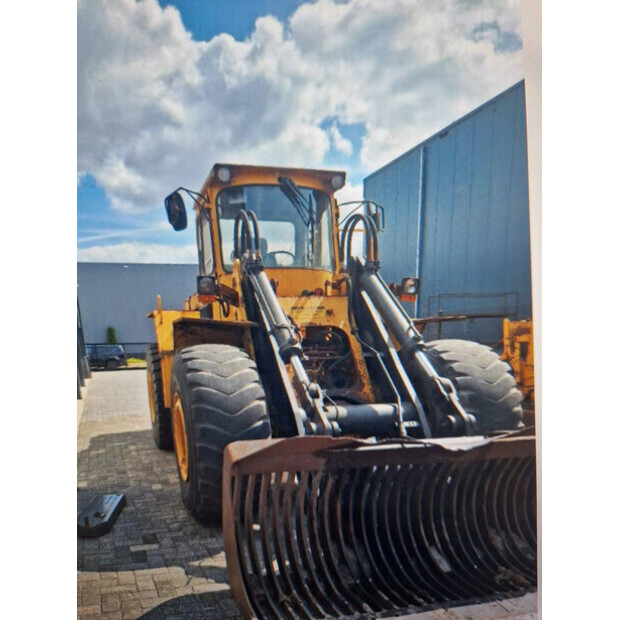Volvo L120-49242876