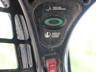 2017-bobcat-s550-1491391-49242983
