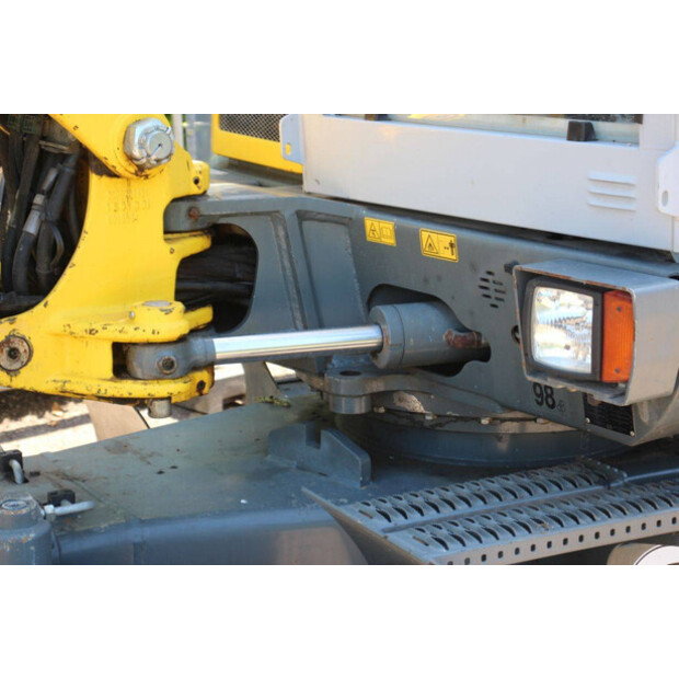 2015 Neuson 6503-49243030