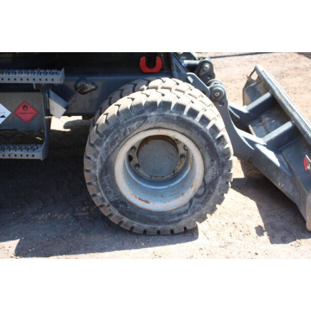 2015 Neuson 6503-49243040