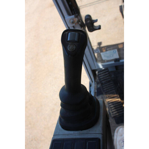 2015 Neuson 6503-49243050