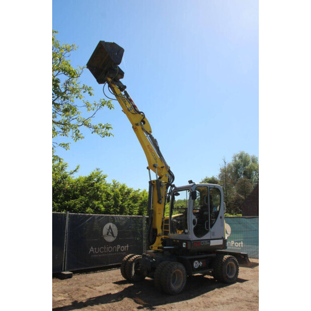 2015 Neuson 6503-49243053
