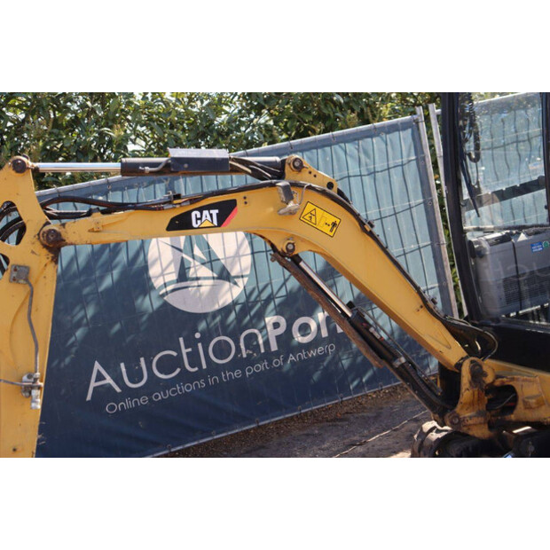 2013 Caterpillar 301-7D-49243071