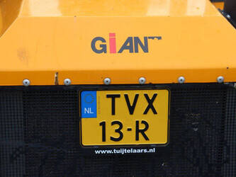2012-giant-v881t-1491399-49243277