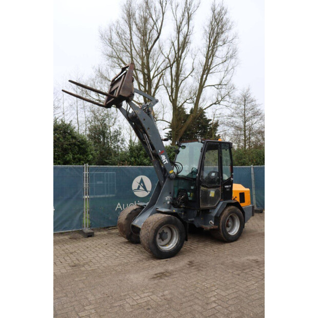 2012 GiANT V881T-49243293