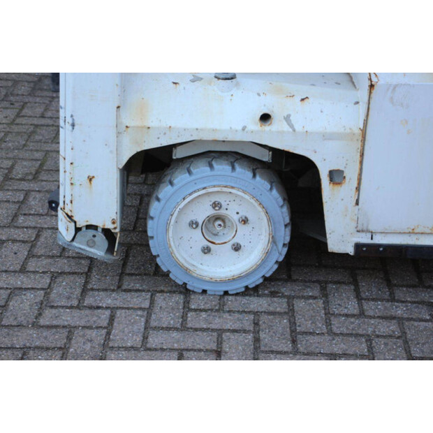 2013 PB PB S151-16 ES-49243642