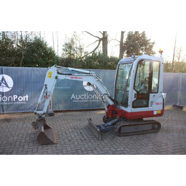 2011 TAKEUCHI TB016-49243660