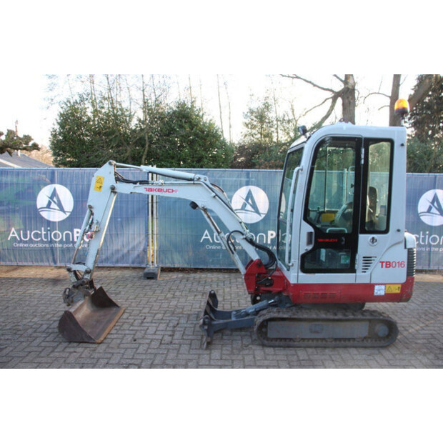 2011 TAKEUCHI TB016-49243661