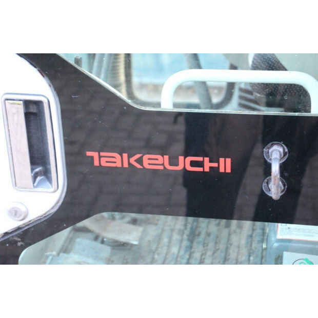 2011 TAKEUCHI TB016-49243684