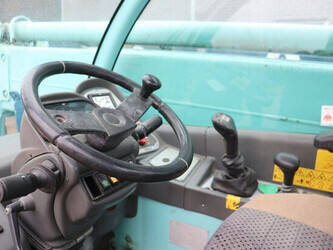 2005-dieci-170-49243864