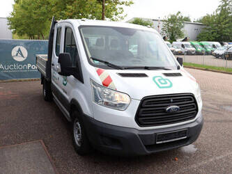 2015-ford-transit-1491422-49243970