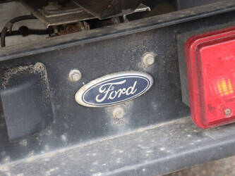2015-ford-transit-1491422-49243980