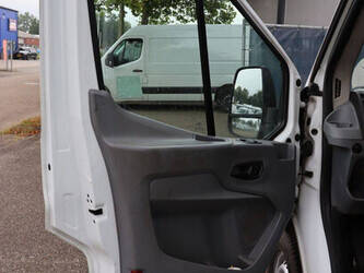 2015-ford-transit-1491422-49243986