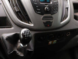 2015-ford-transit-1491422-49244001